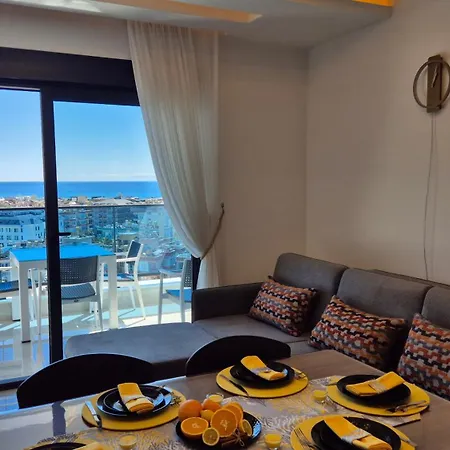 Luxury With Panoramic Sea View Emerald アパート