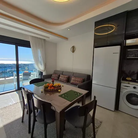 アパート Luxury With Panoramic Sea View Emerald アランヤ